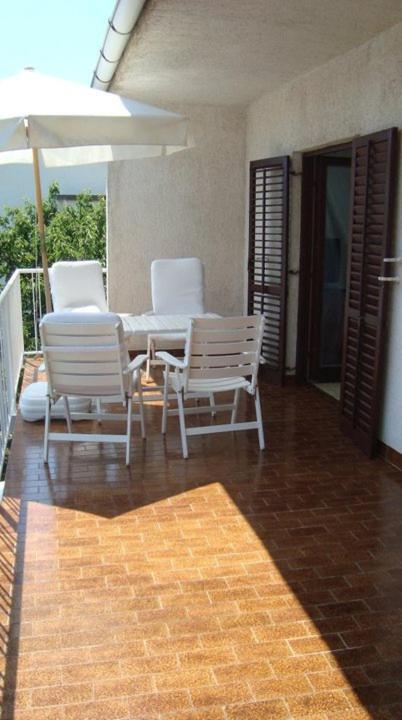 Apartmani Krk Крк Екстер'єр фото