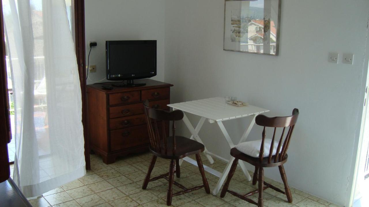 Apartmani Krk Крк Екстер'єр фото